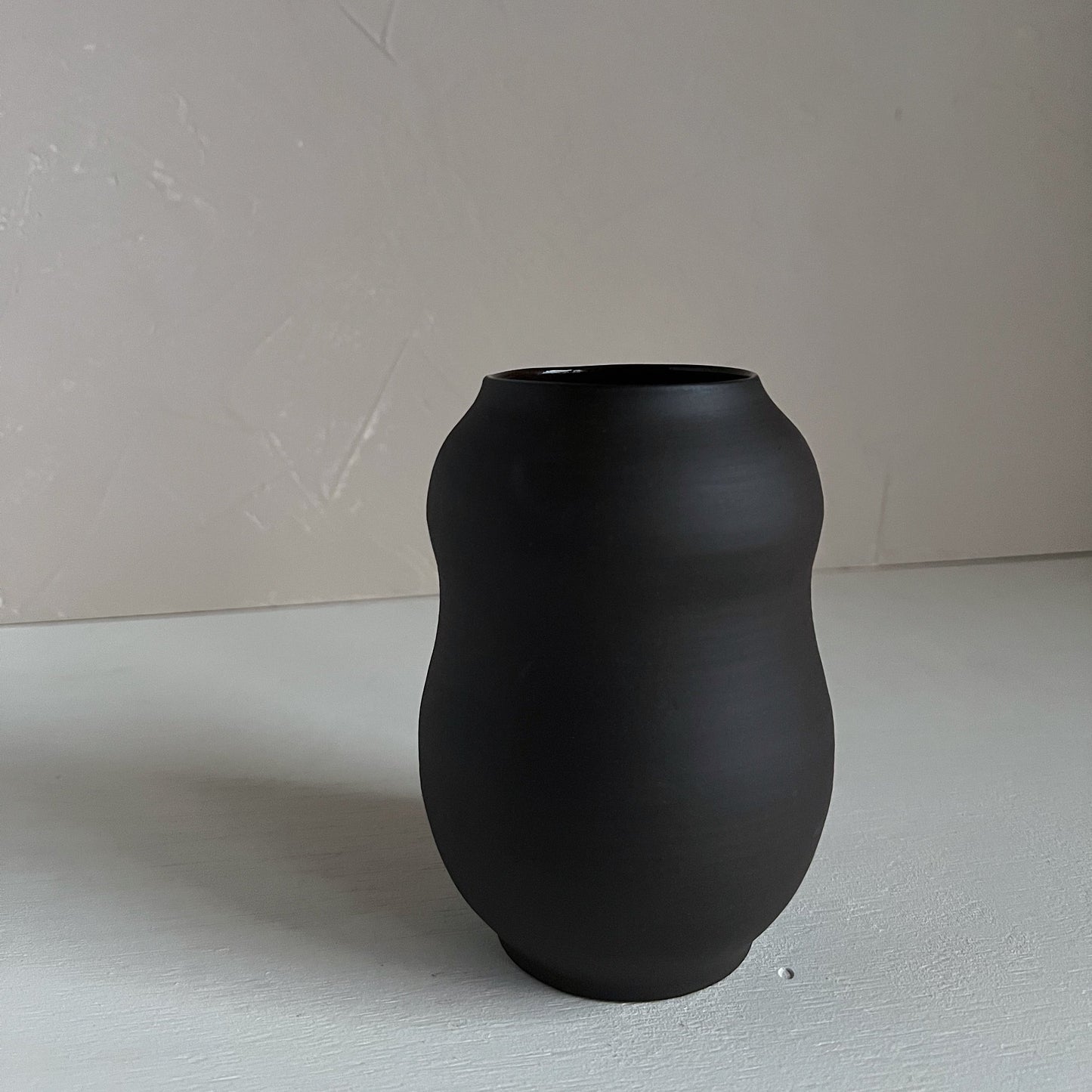 Chestnut Wave Vase 1