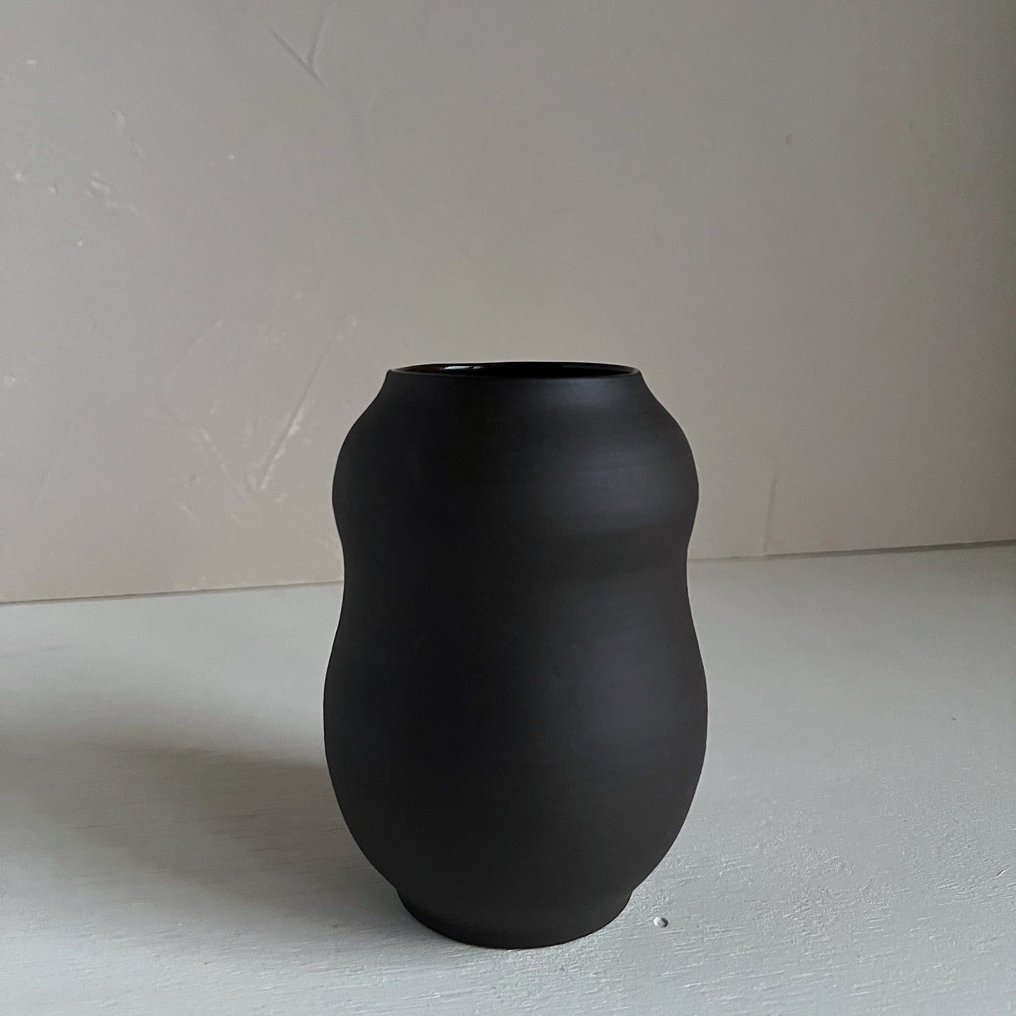 Chestnut Wave Vase 1